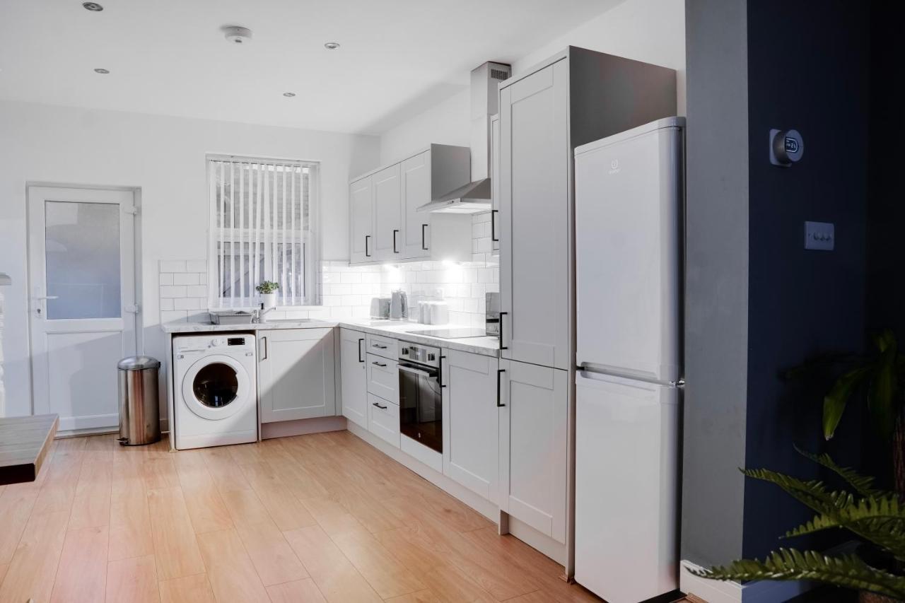 Birkenhead - 2 Bedroom House מראה חיצוני תמונה